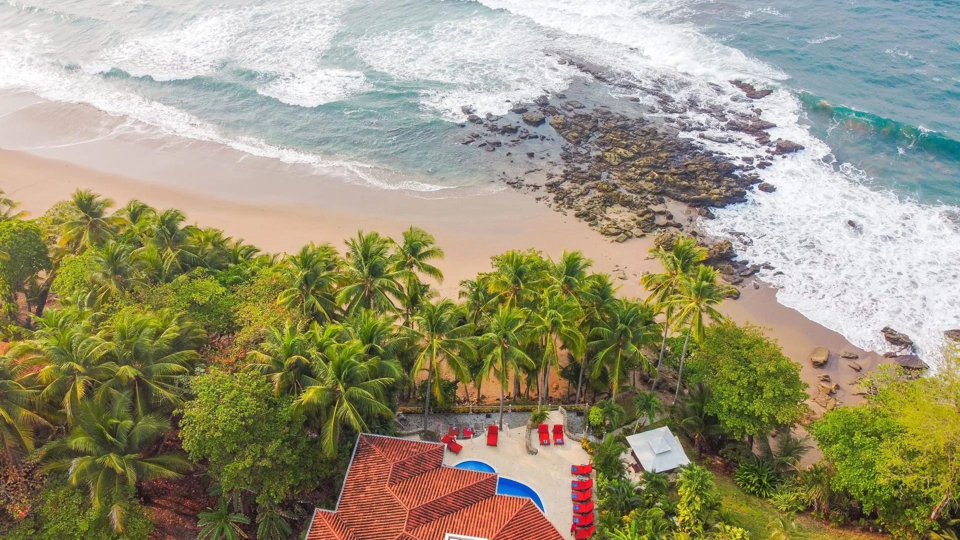 7 Reasons to Choose a Private Villa Over a Hotel in Costa Rica